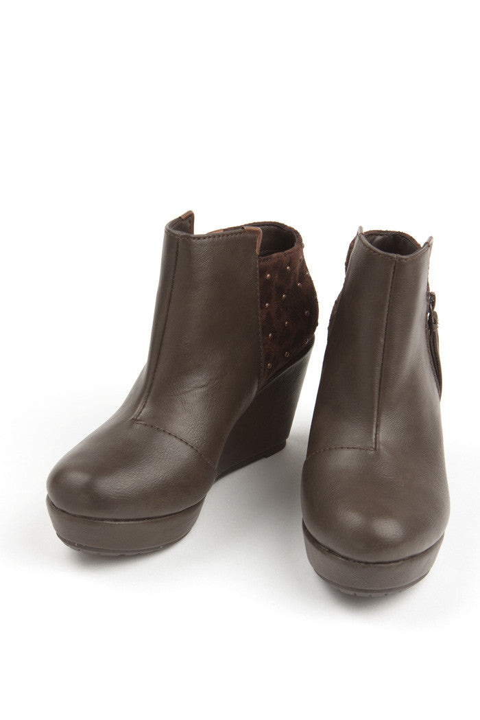 Balbina Bootie in Brown