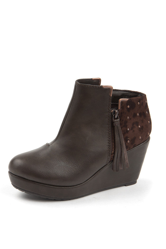 Balbina Bootie in Brown