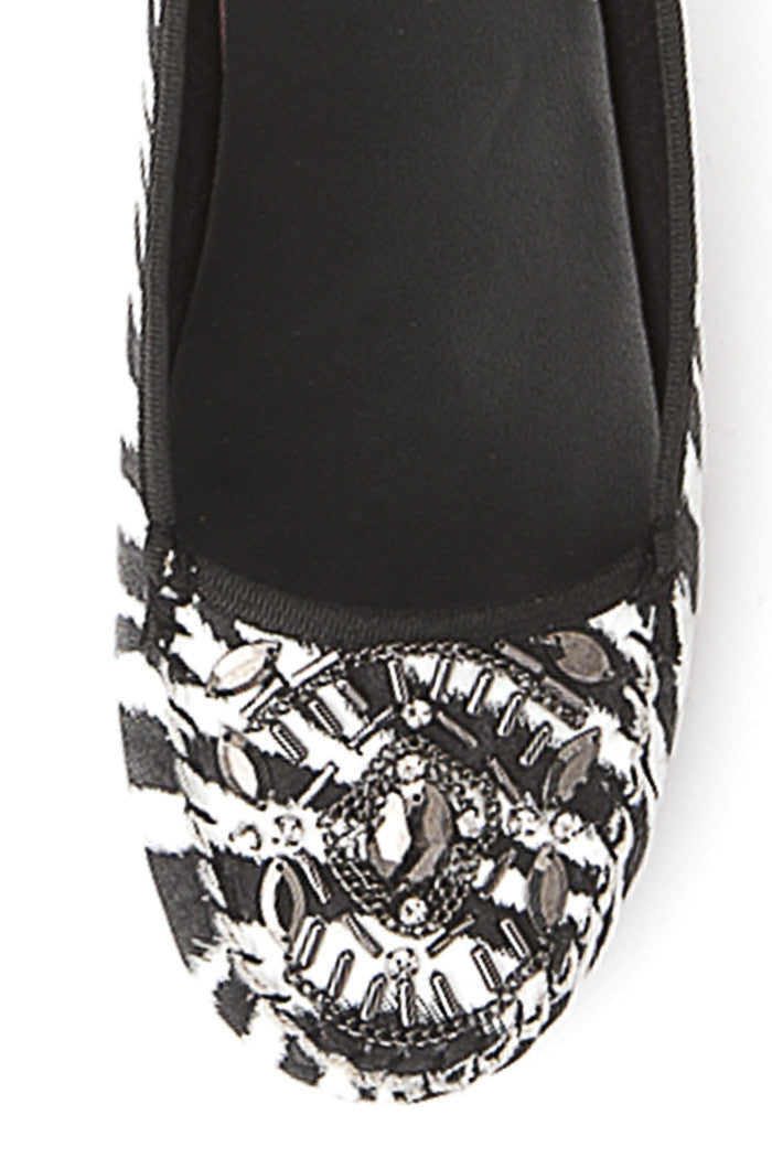 Cassandra Flat in Zebra