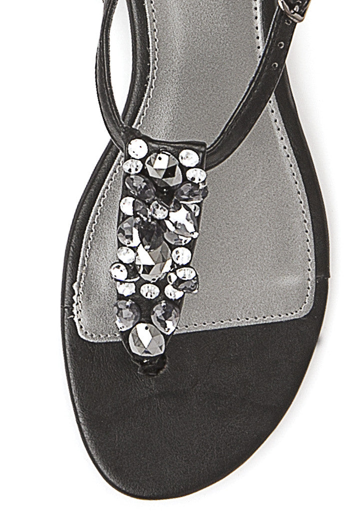 Rosebud Sandal in Black