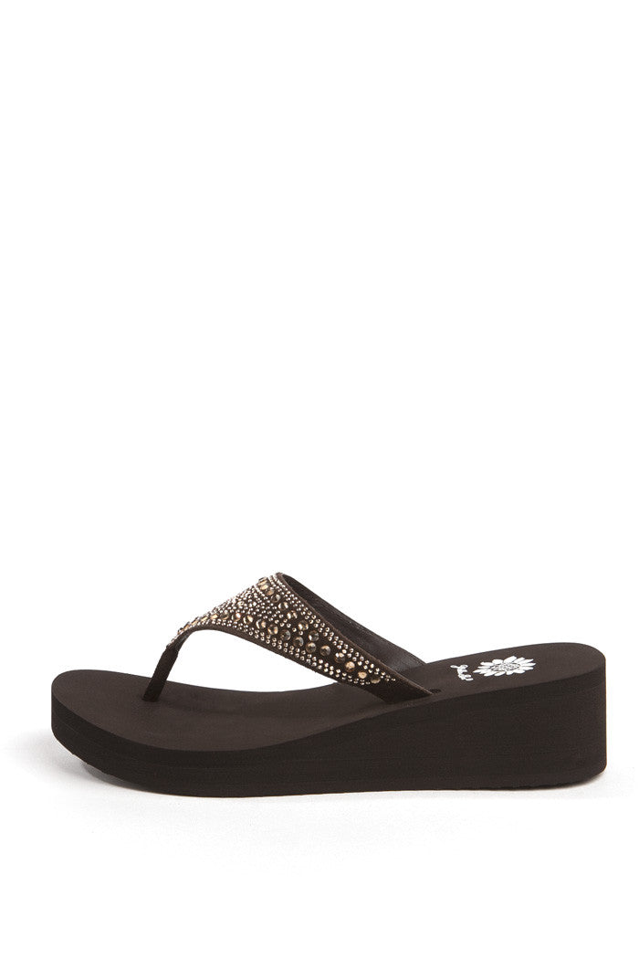 Zubin Flip-Flop in Brown