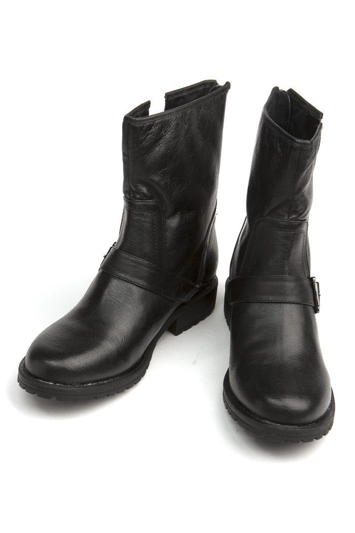 Dechen Boot in Black