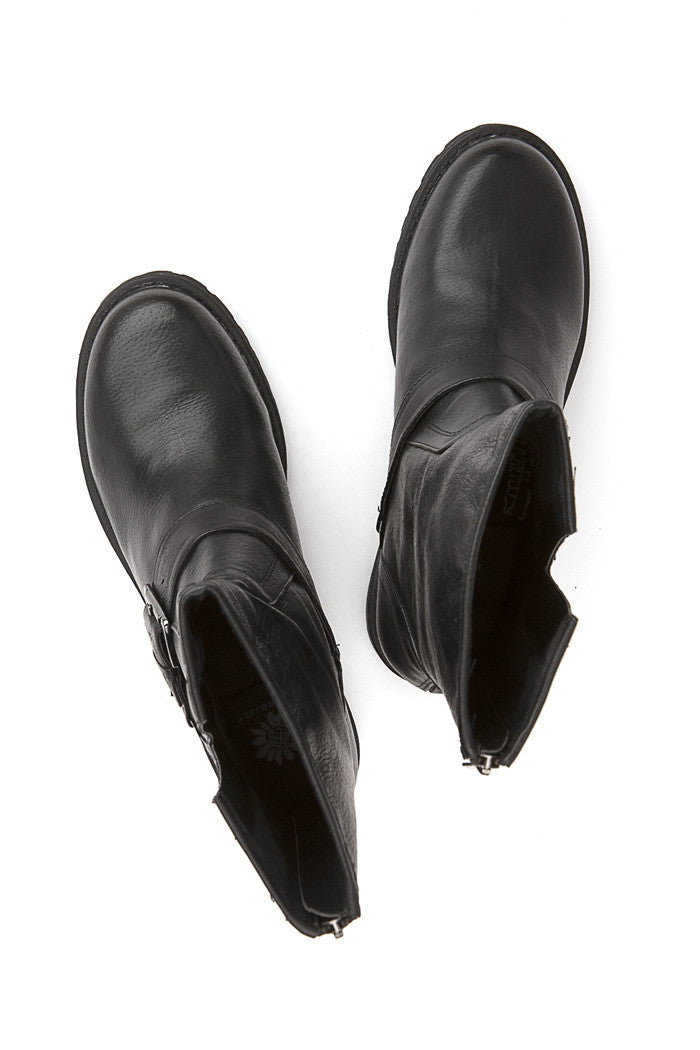 Dechen Boot in Black