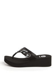 Brona Flip-Flop in Black