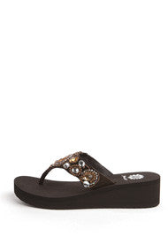 Brona Flip-Flop in Brown