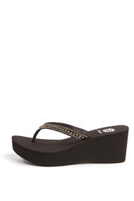 Eurwen Wedge Flip-Flip in Brown