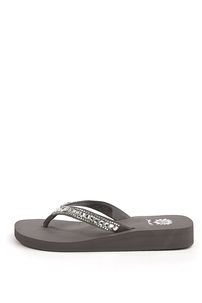 Zabrina Flip-Flop in Gray