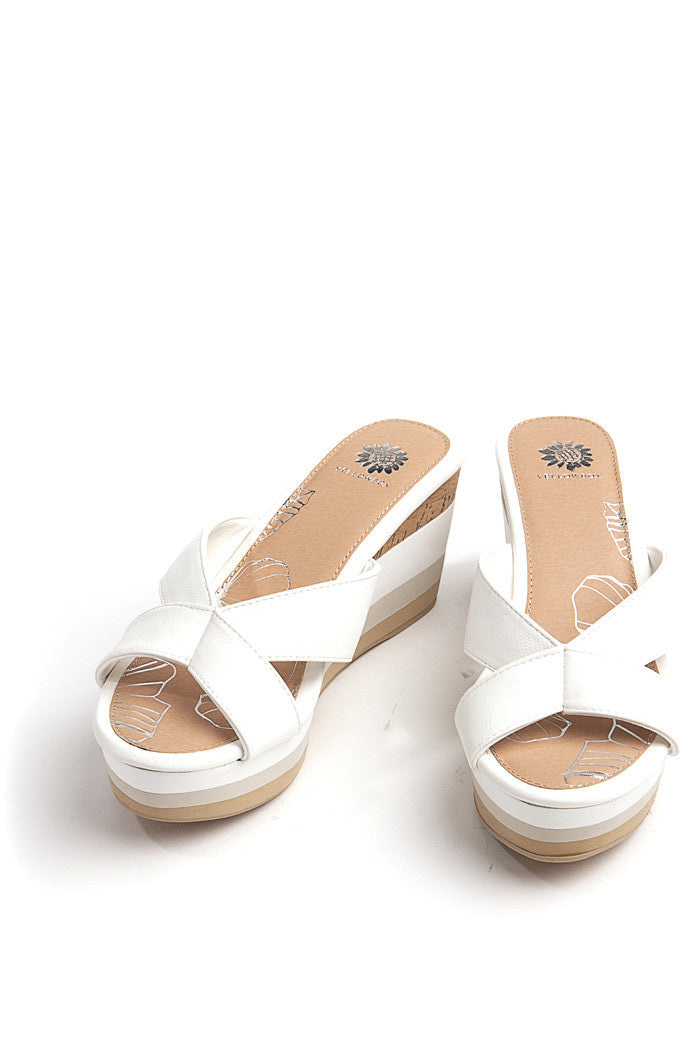 Alexina Wedge in White