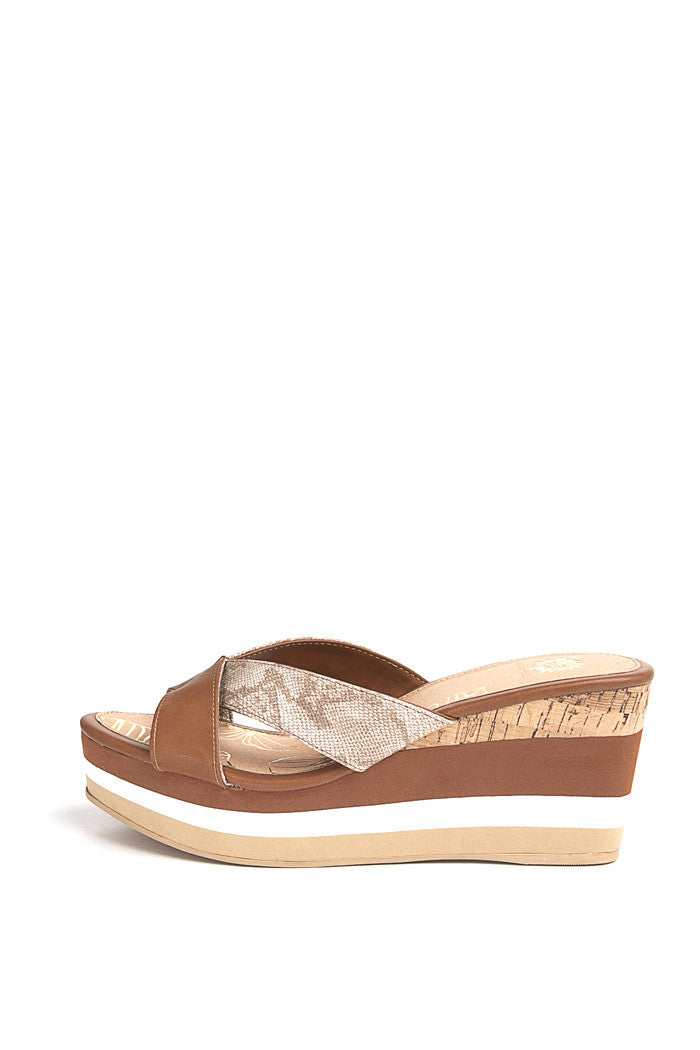 Alexina Wedge in Tan