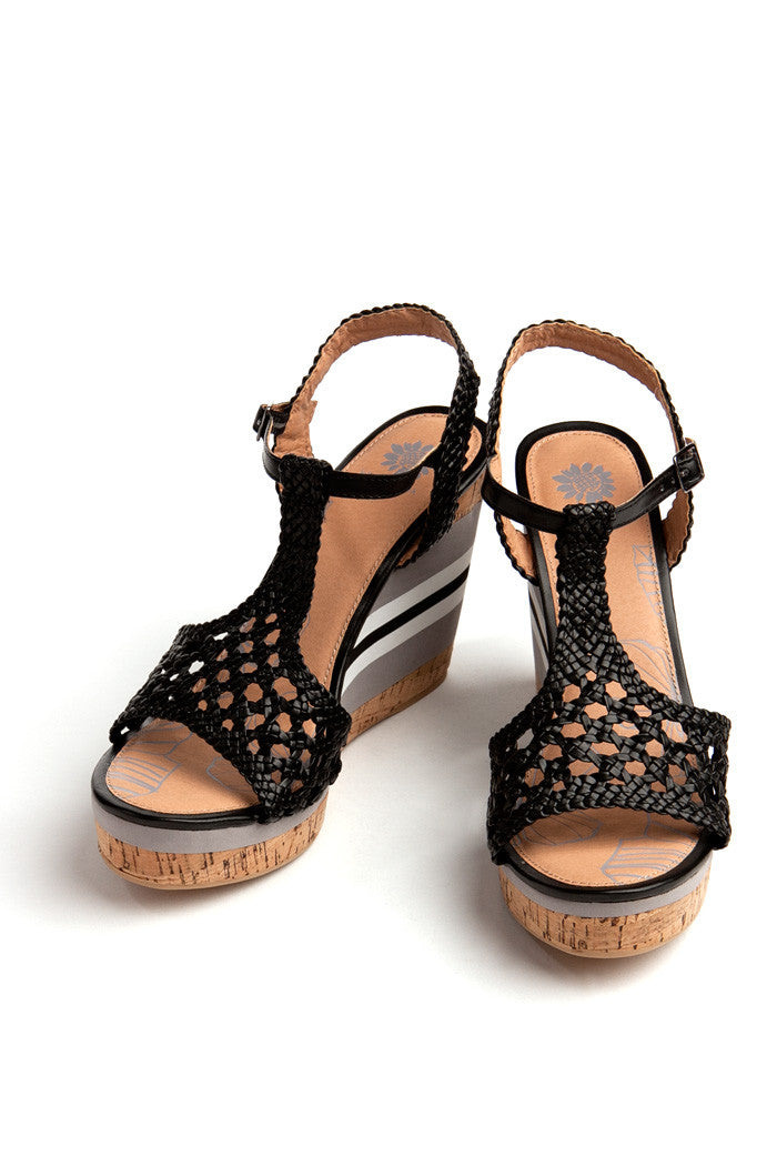 Ivana Wedge in Black