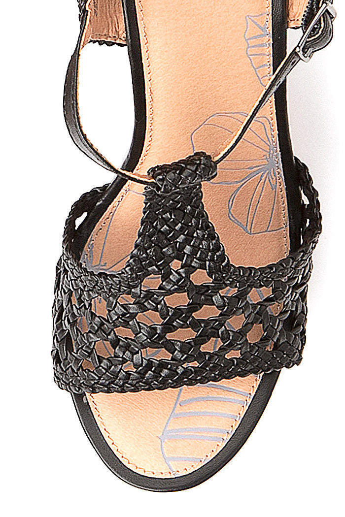 Ivana Wedge in Black