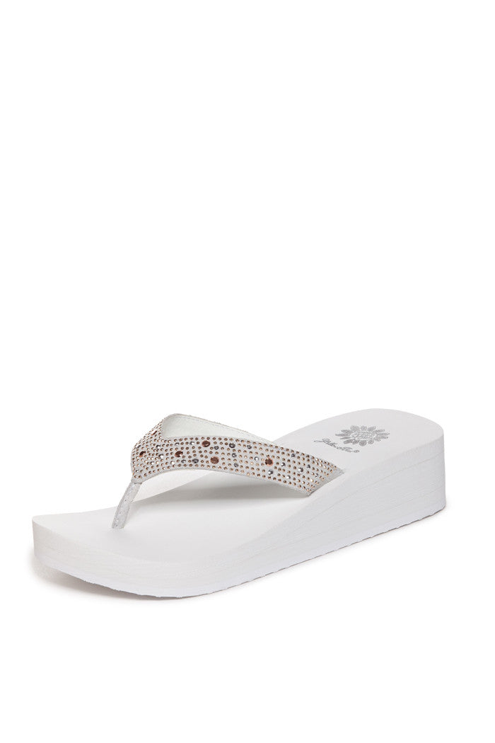 Africa Flip-Flop in White