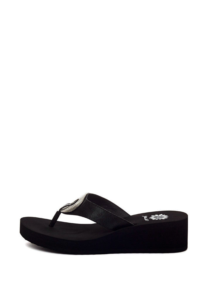 Latona Flip-Flop in Black