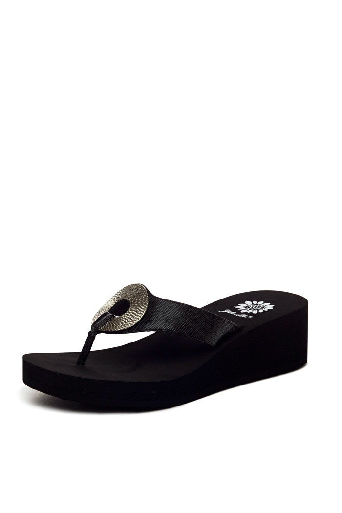 Latona Flip-Flop in Black