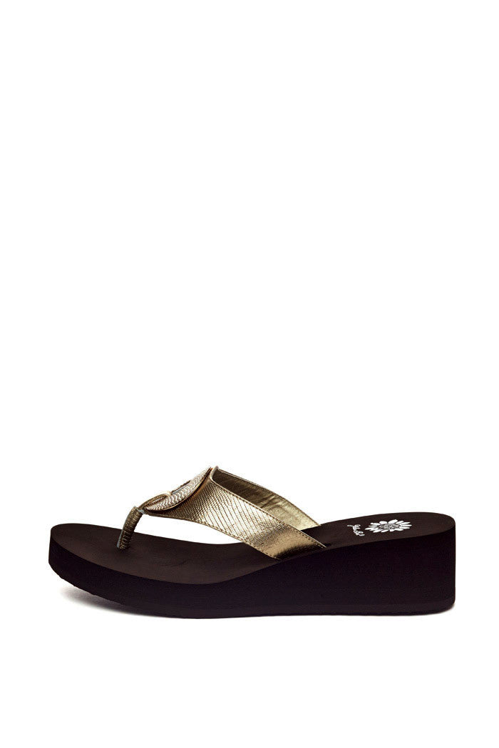 Latona Flip-Flop in Gold