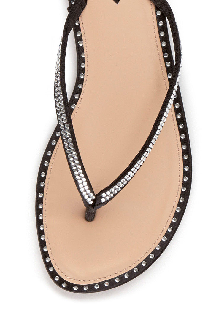 Daisey Thong Sandal in Black