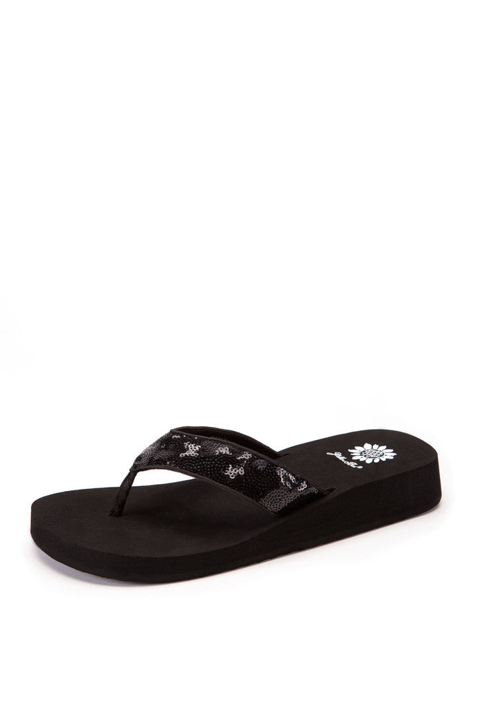 Yakira Flip-Flop in Black