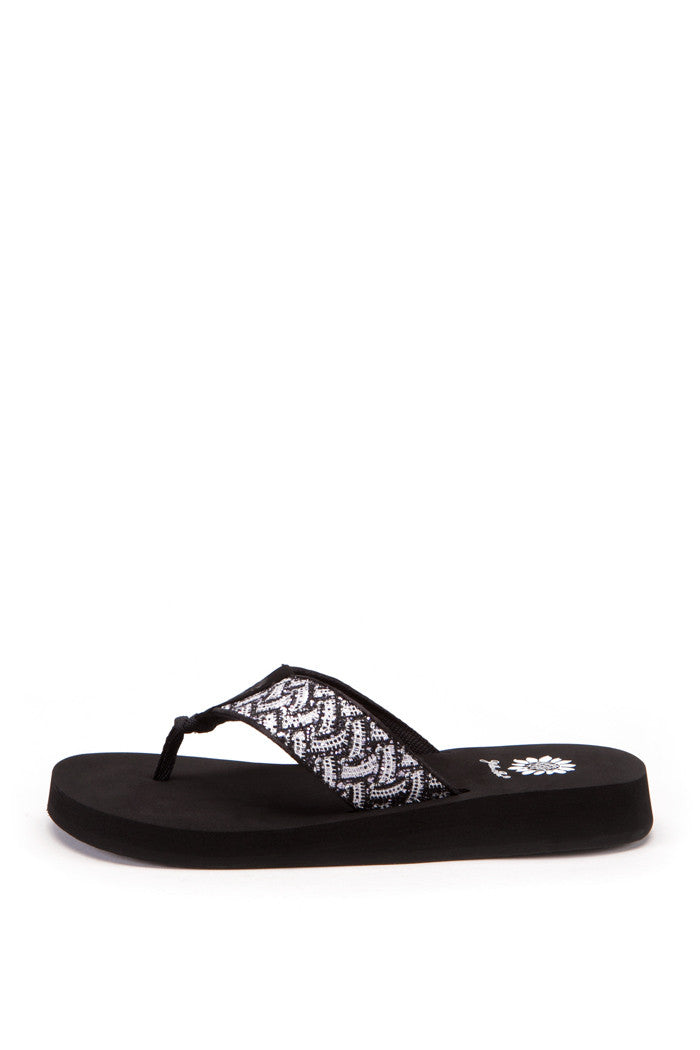 Tilly Flip-Flop in Black