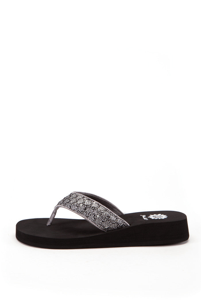 Dulce Flip-Flop in Pewter
