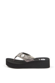 Delwyn Flip-Flop in Pewter