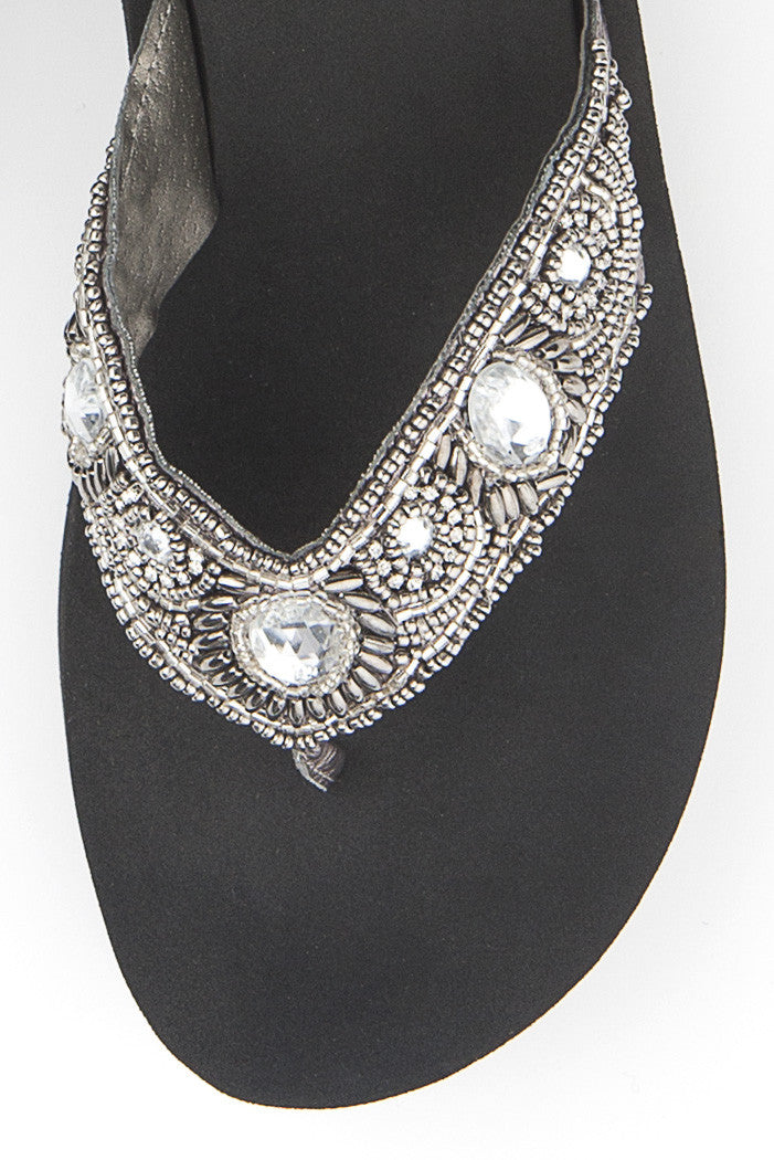 Delwyn Flip-Flop in Pewter