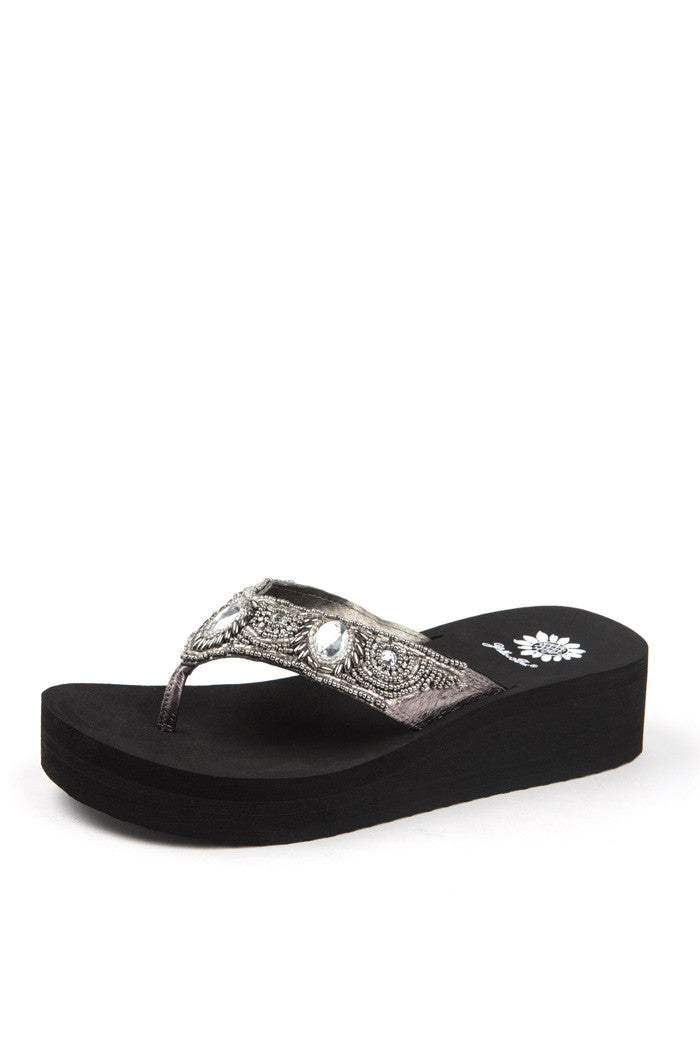 Delwyn Flip-Flop in Pewter