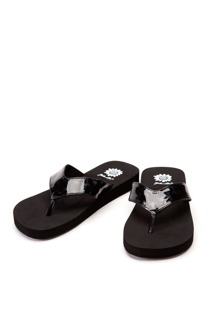 Boronia Flip-Flop in Black