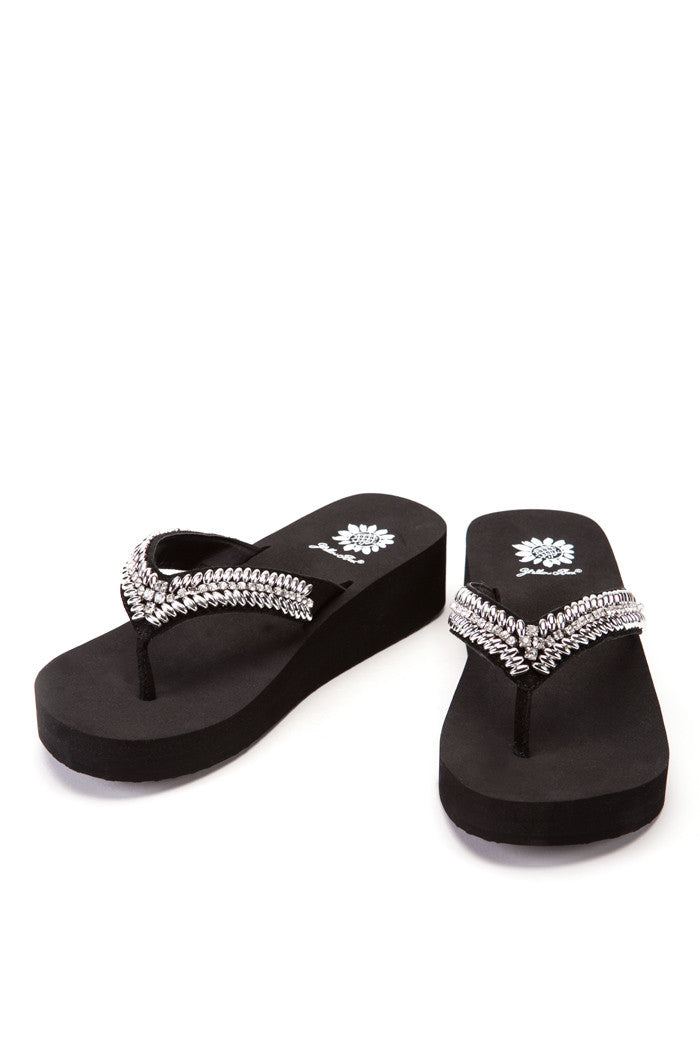 Caley Flip-Flop in Black