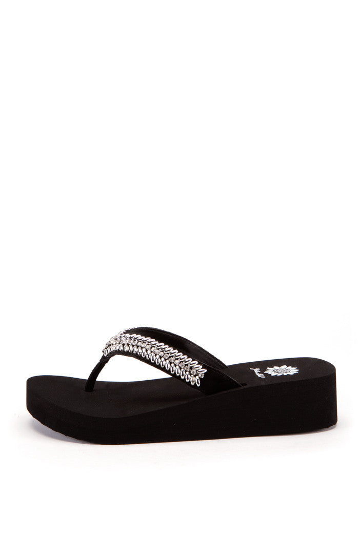 Caley Flip-Flop in Black