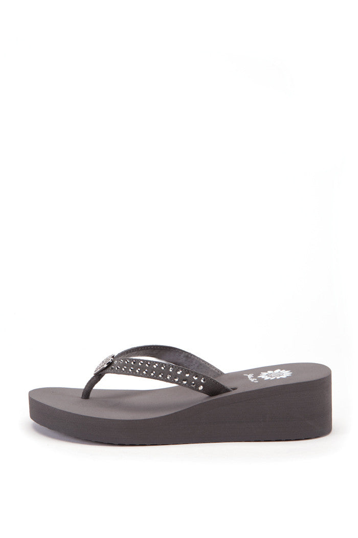 Hanna Flip-Flop In Gray