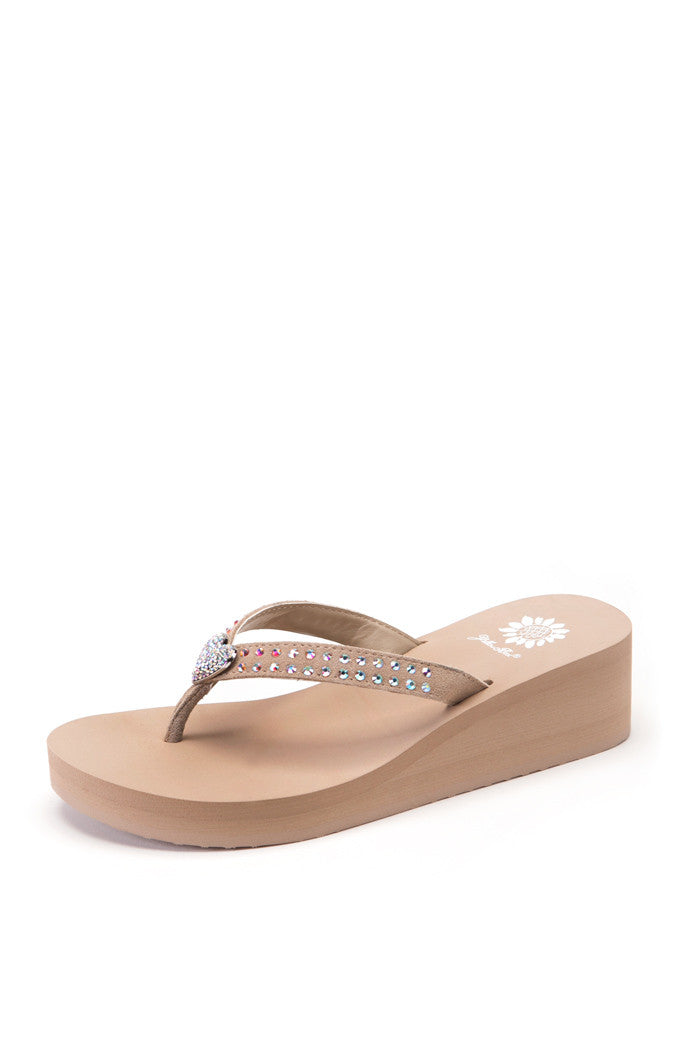 Hanna Flip-Flop in Taupe