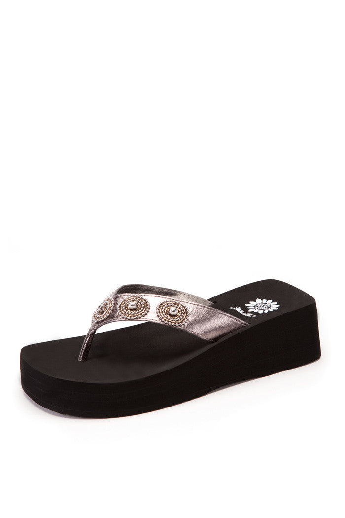 Hanoi Flip-Flop in Pewter