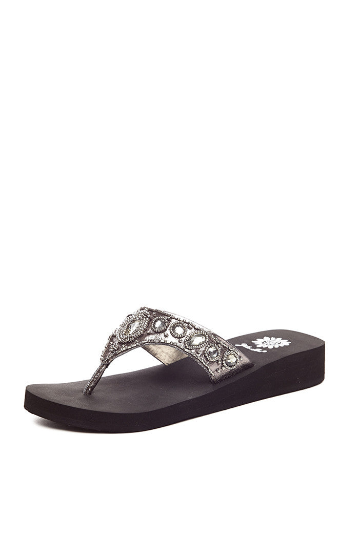 Janhavi Flip-Flop in Pewter