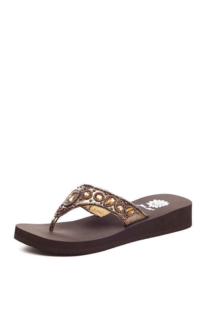 Janhavi Flip-Flop in Bronze