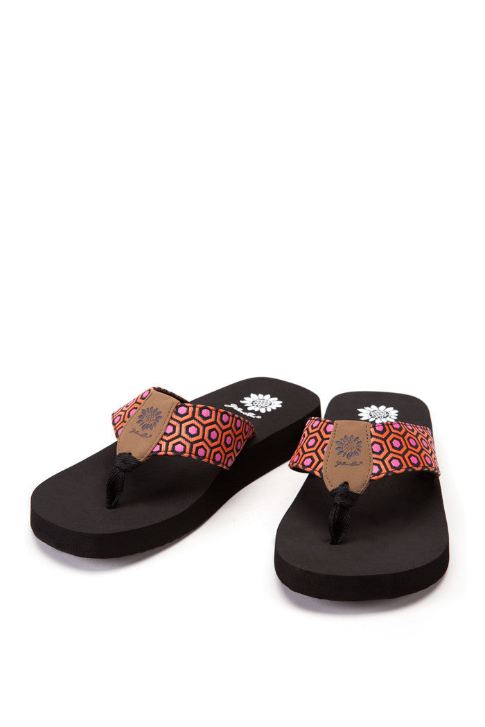 Jolan Flip-Flop in Fuchsia