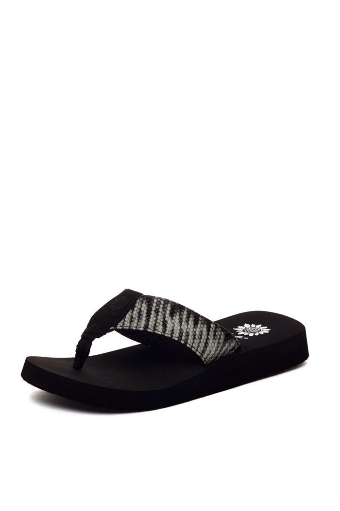 Magenta Flip-Flop in Black