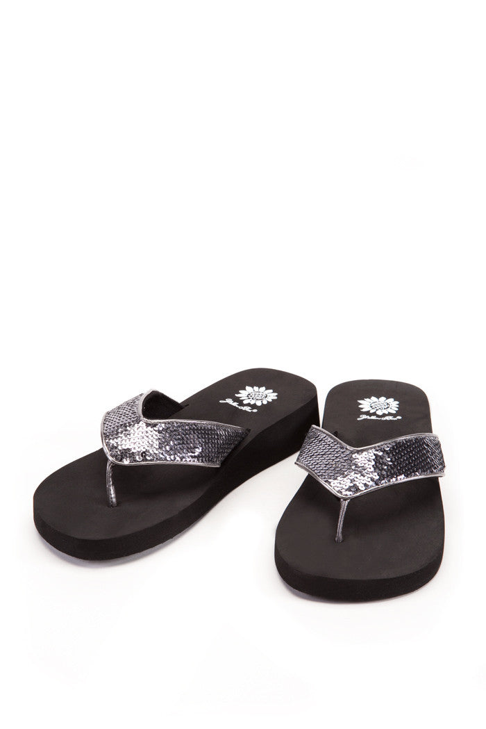 Neila Flip-Flop in Pewter