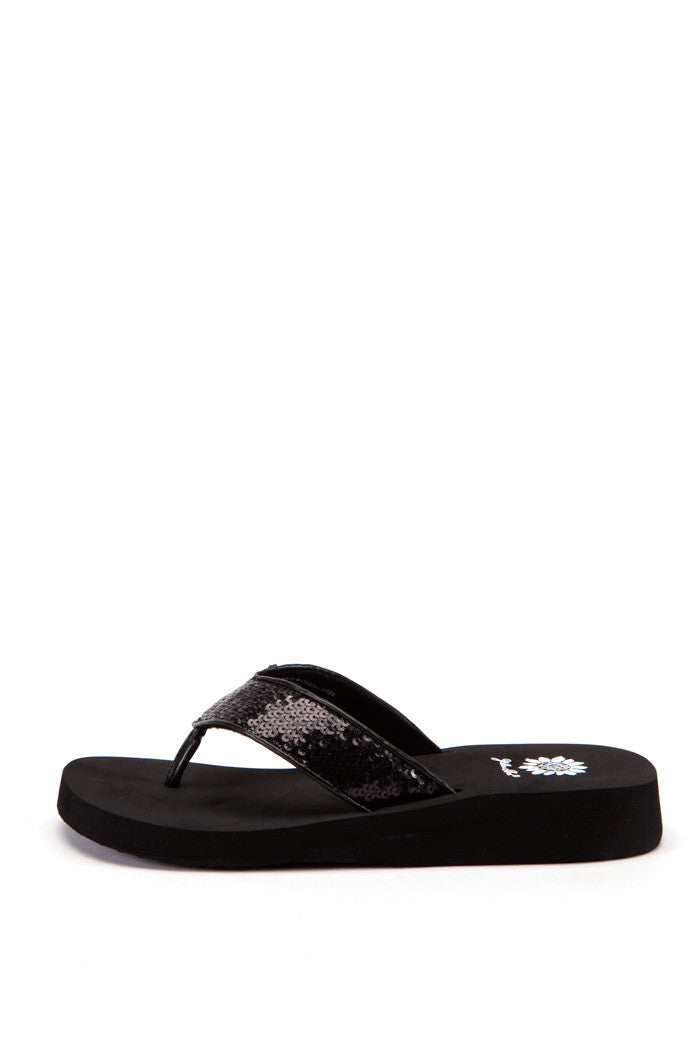 Neila Flip-Flop in Black