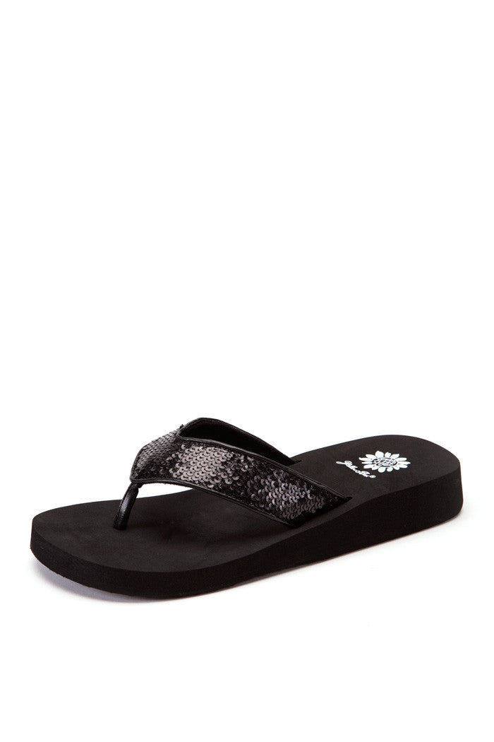 Neila Flip-Flop in Black