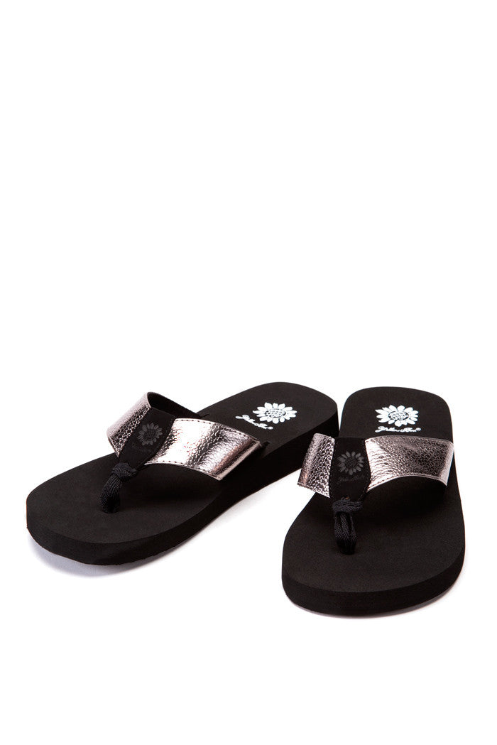 Savana Flip-Flop in Pewter