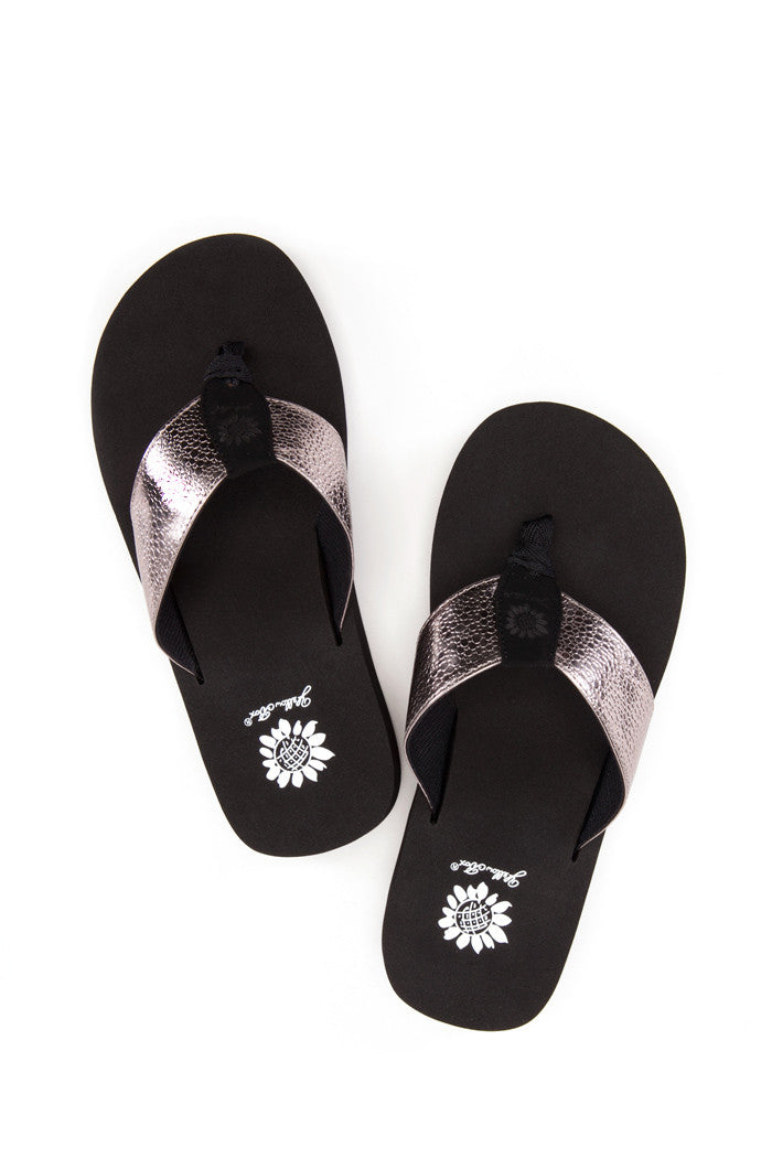 Savana Flip-Flop in Pewter