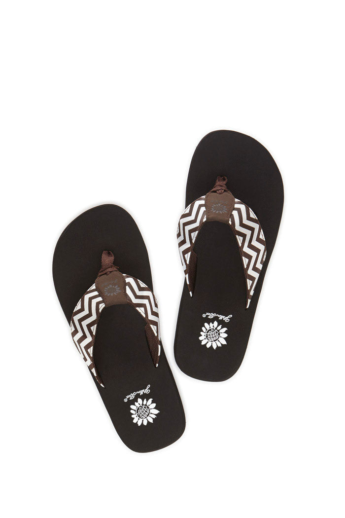 Yulisa Flip-Flop in Brown