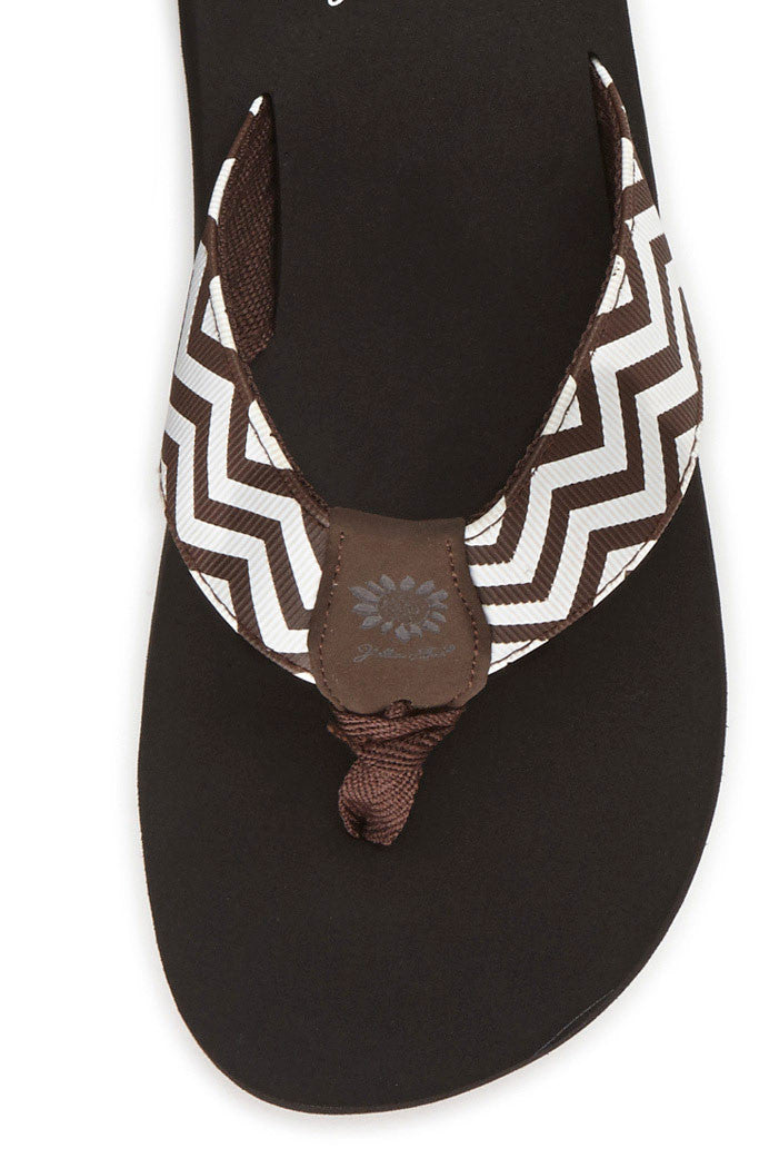 Yulisa Flip-Flop in Brown