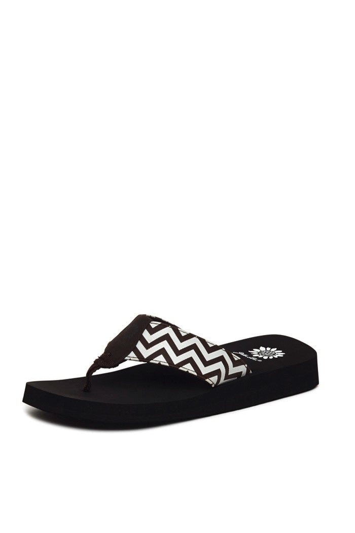 Yulisa Flip-Flop in Brown