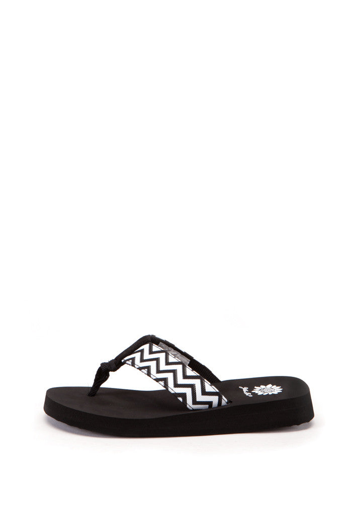 Yulisa II Girl's Flip-Flop in Black