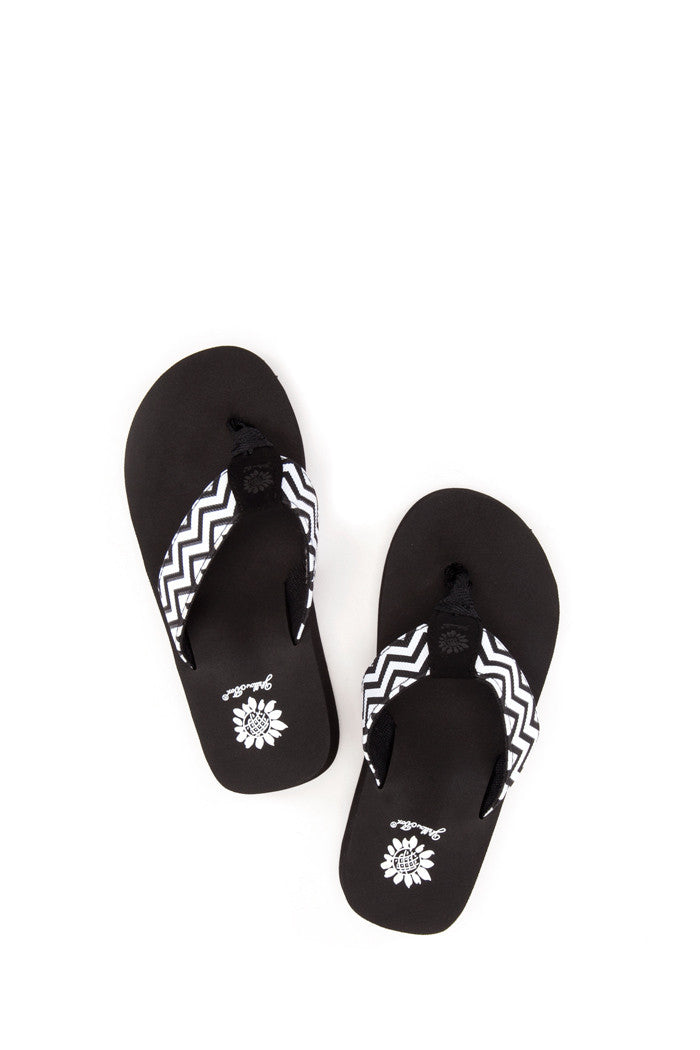 Yulisa II Girl's Flip-Flop in Black