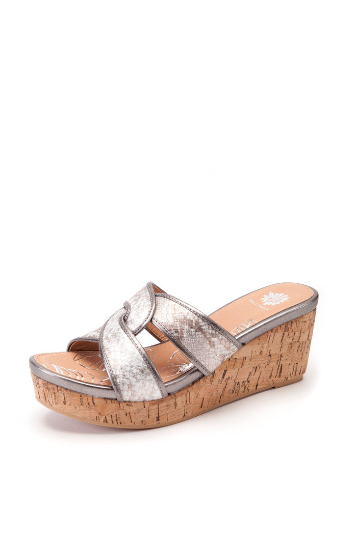 Elana Wedge in Silver