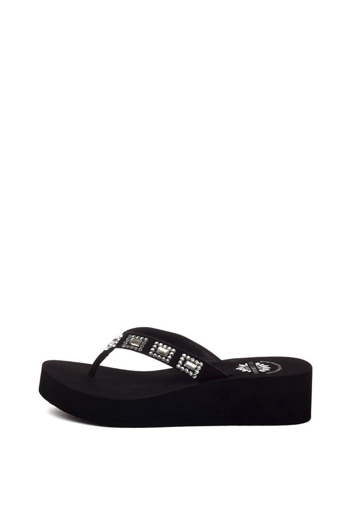 Hansine Flip-Flop in Black