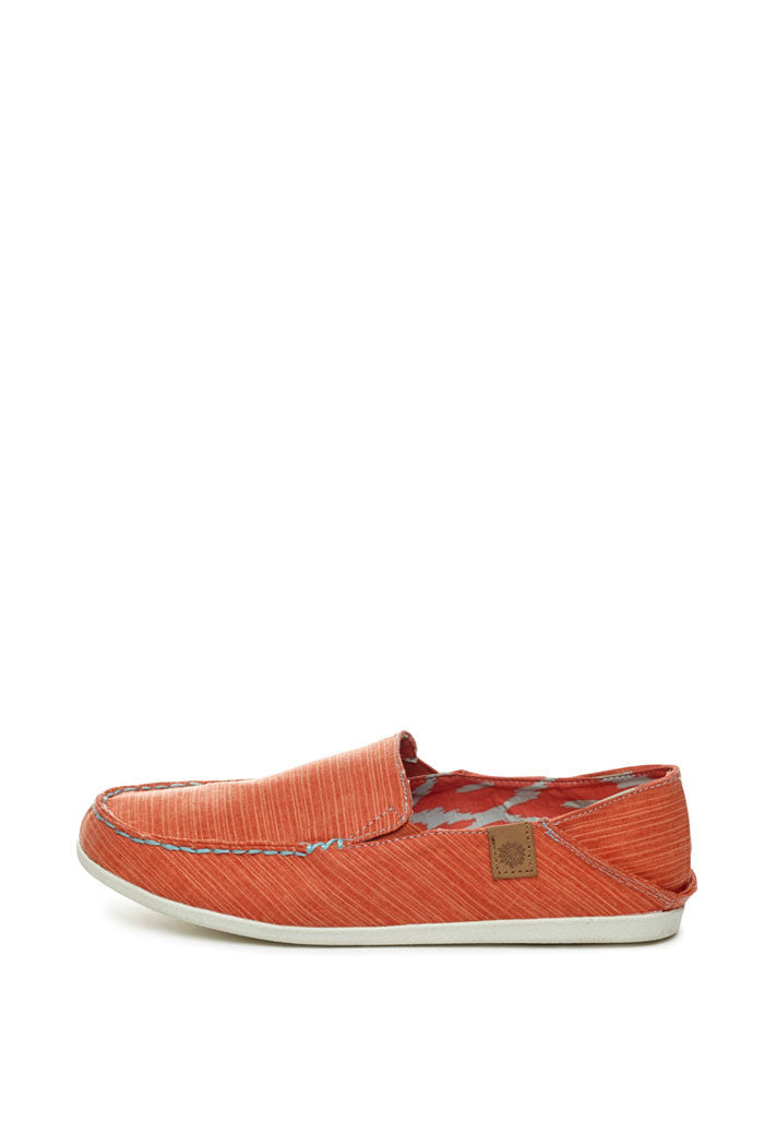 Lizzie Flat in Coral