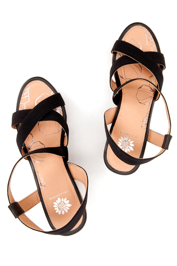 Mimosa Wedge in Black